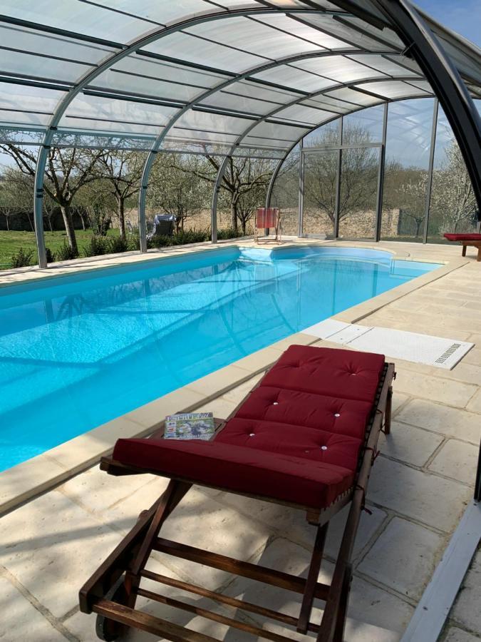 Le Manoir Des Rochers Bouere Exterior photo